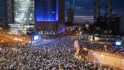 إقالة وزير الدفاع الإسرائيلي بعد دعوته إلى تجميد مشروع تعديل النظام القضائي وواشنطن قلقة بشدة