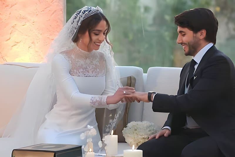 الملك عبد الله الثاني يحضر عقد قران وحفل زفاف إبنته الأميرة إيمان